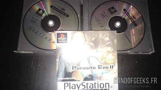 Boite PlayStation Parasite Eve II avec livret en version platinum