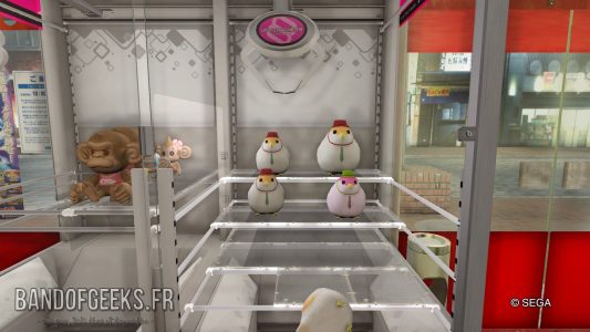 Yakuza Kiwami peluches à attraper avec la pince