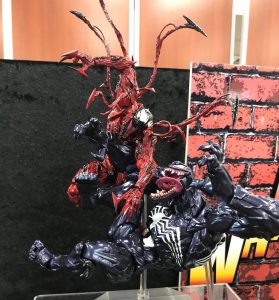 Carnage versus Venom Cover comics revoltech figure Band of Geeks