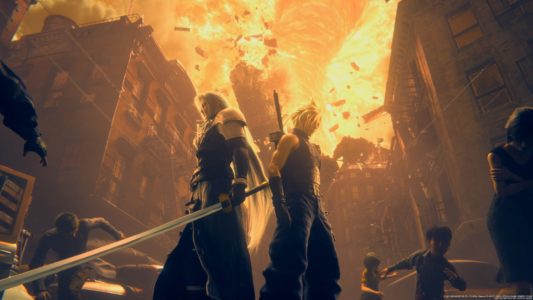 Final Fantasy VII Remake Cloud et Sephiroth devant une ville en flammes